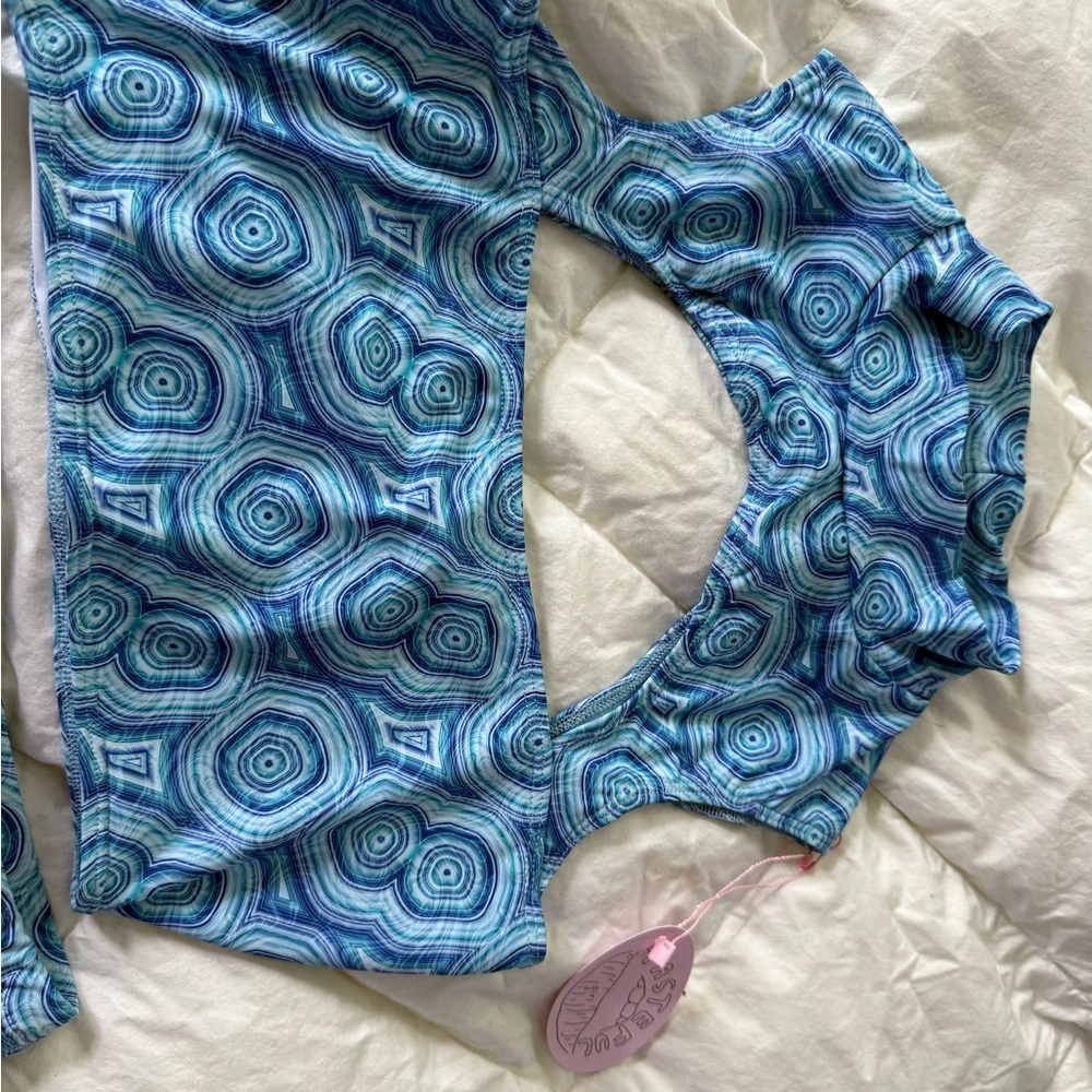 Crystal Blue Kyanite Two-Piece Set - Picture 4 of 10